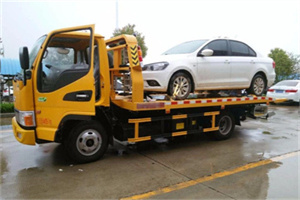 禹会区附近拖车救援24小时服务热线